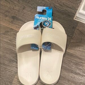 NWT FREE with purchase Hurley White Slide Sandals men’s 9